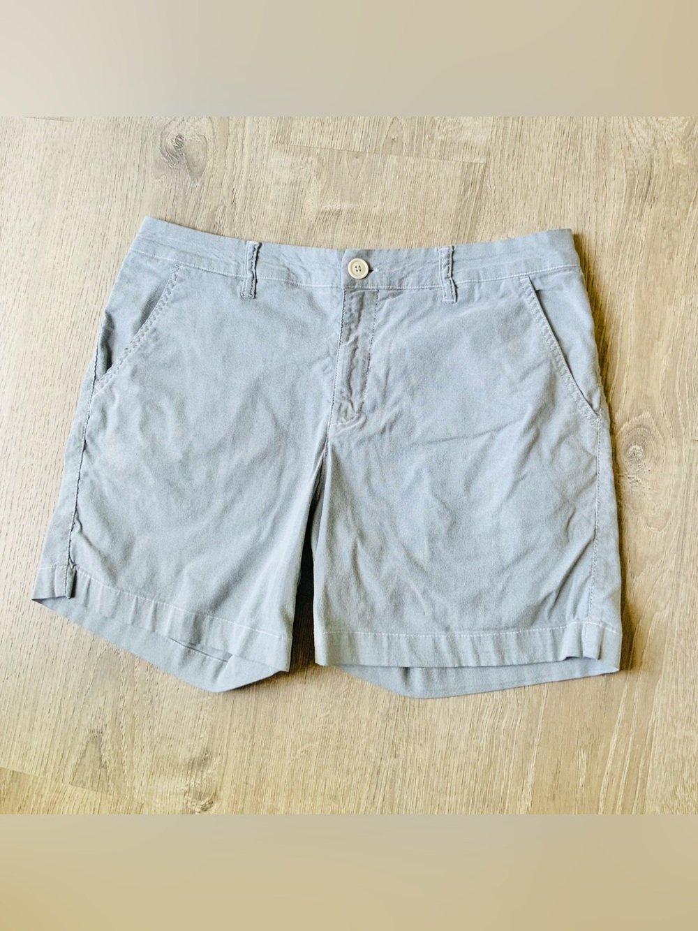 🎒3/$20🎒Chubbies Light Gray Casual Shorts Men's 34
